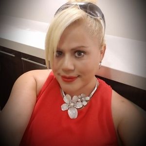 Meet your Posher, Janeth janeth